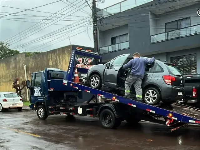 Seu Carro Parou? Estamos Prontos para Ajudar!